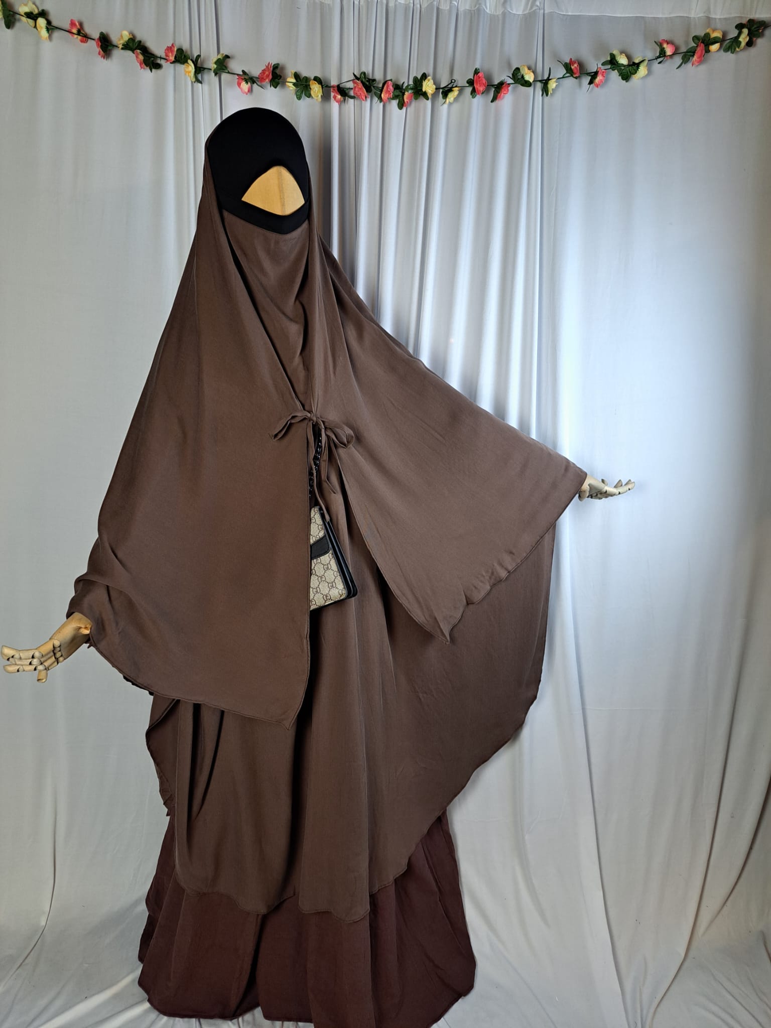 XXL Saliha Soft Tencel Khimar (mit Umhang)
