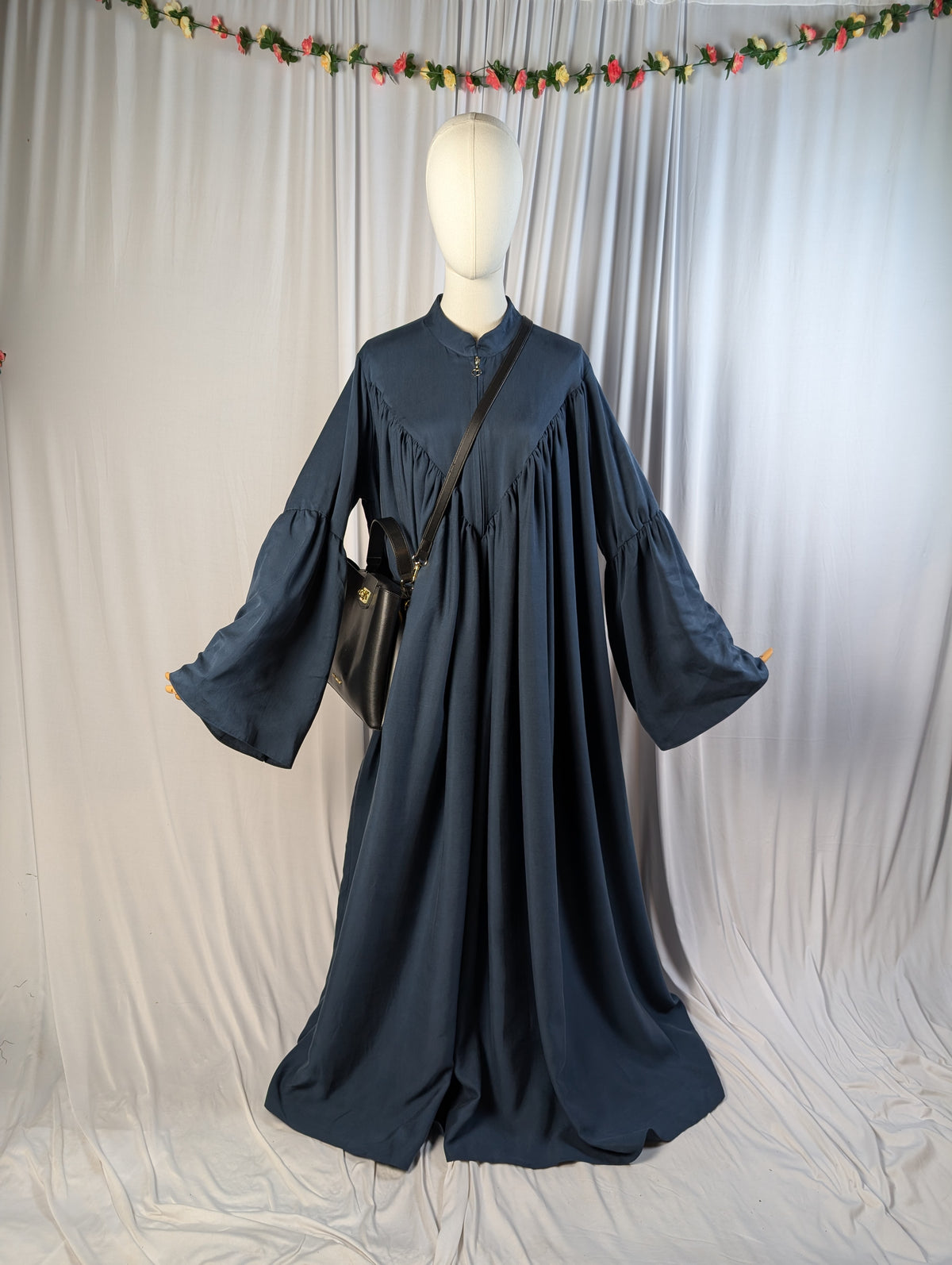 Abaya „Tencel Elegance“ – 4 m Saum