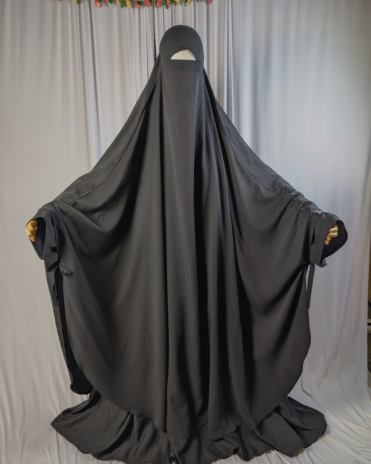 Abaya „Tencel Elegance“ – 4 m Saum